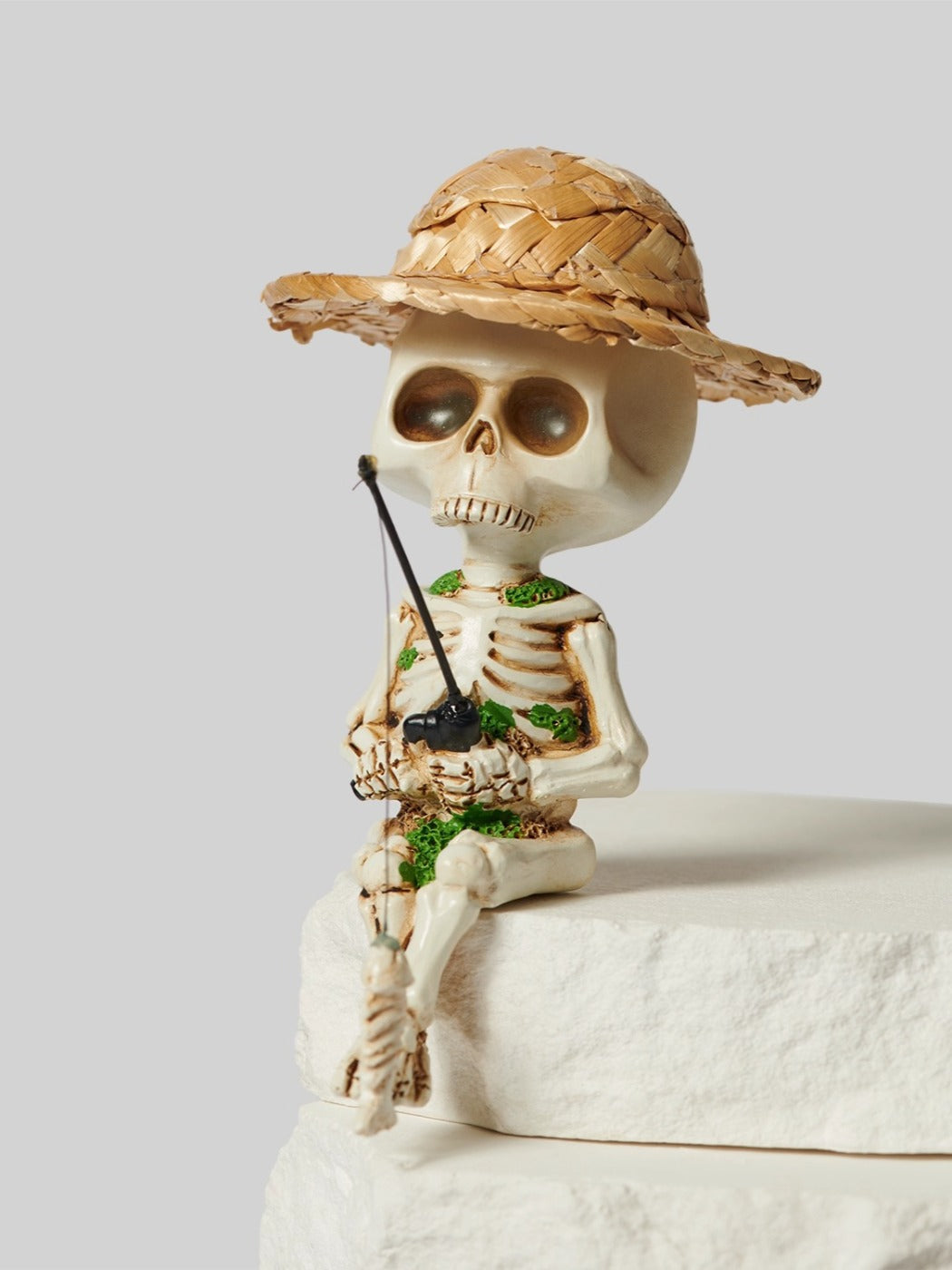 Halloween Skull Fishing Desktop Decoration - Spooky & Fun
