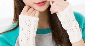 Half Refers To The Warm Knit Typing Women S Thick Wool Half Palm Gloves - 2