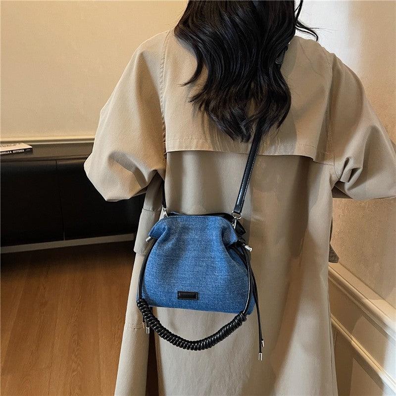 Retro Handbag With Pendant