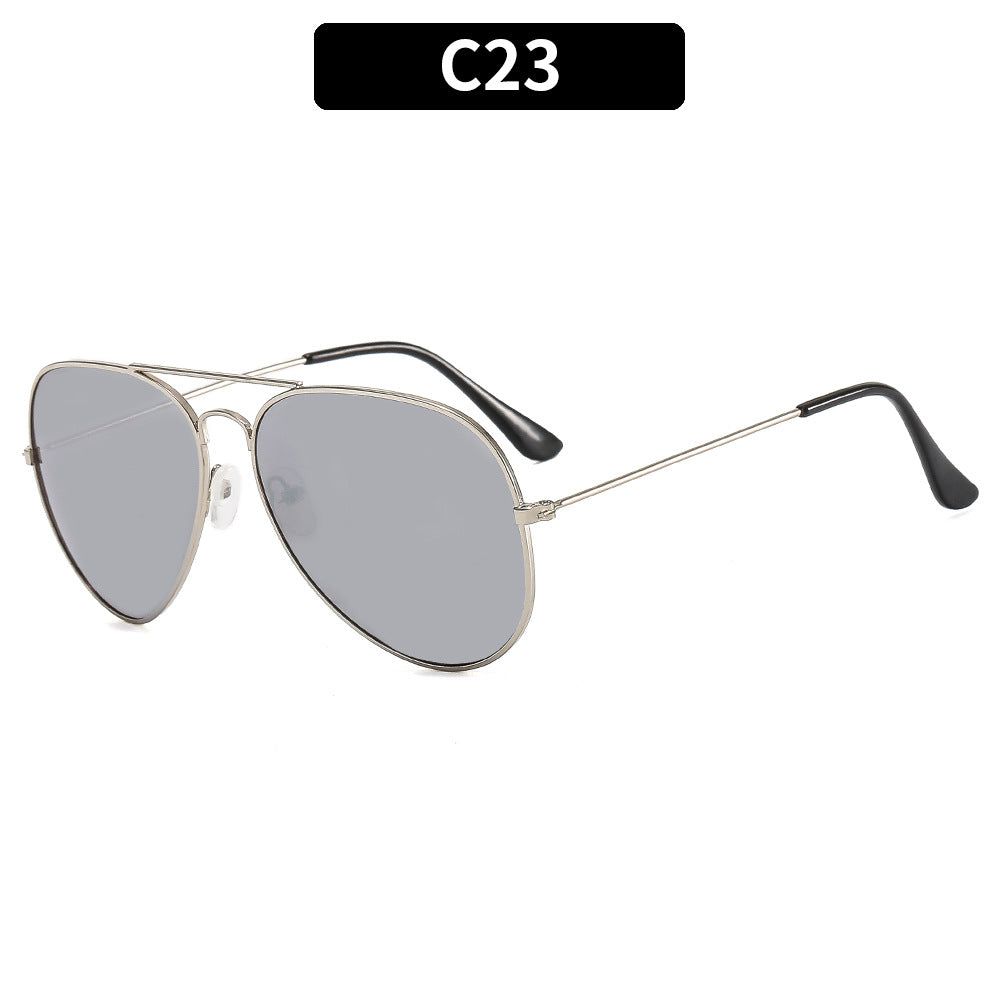 Classic Retro UV400 Men's Sunglasses with Metal Frames