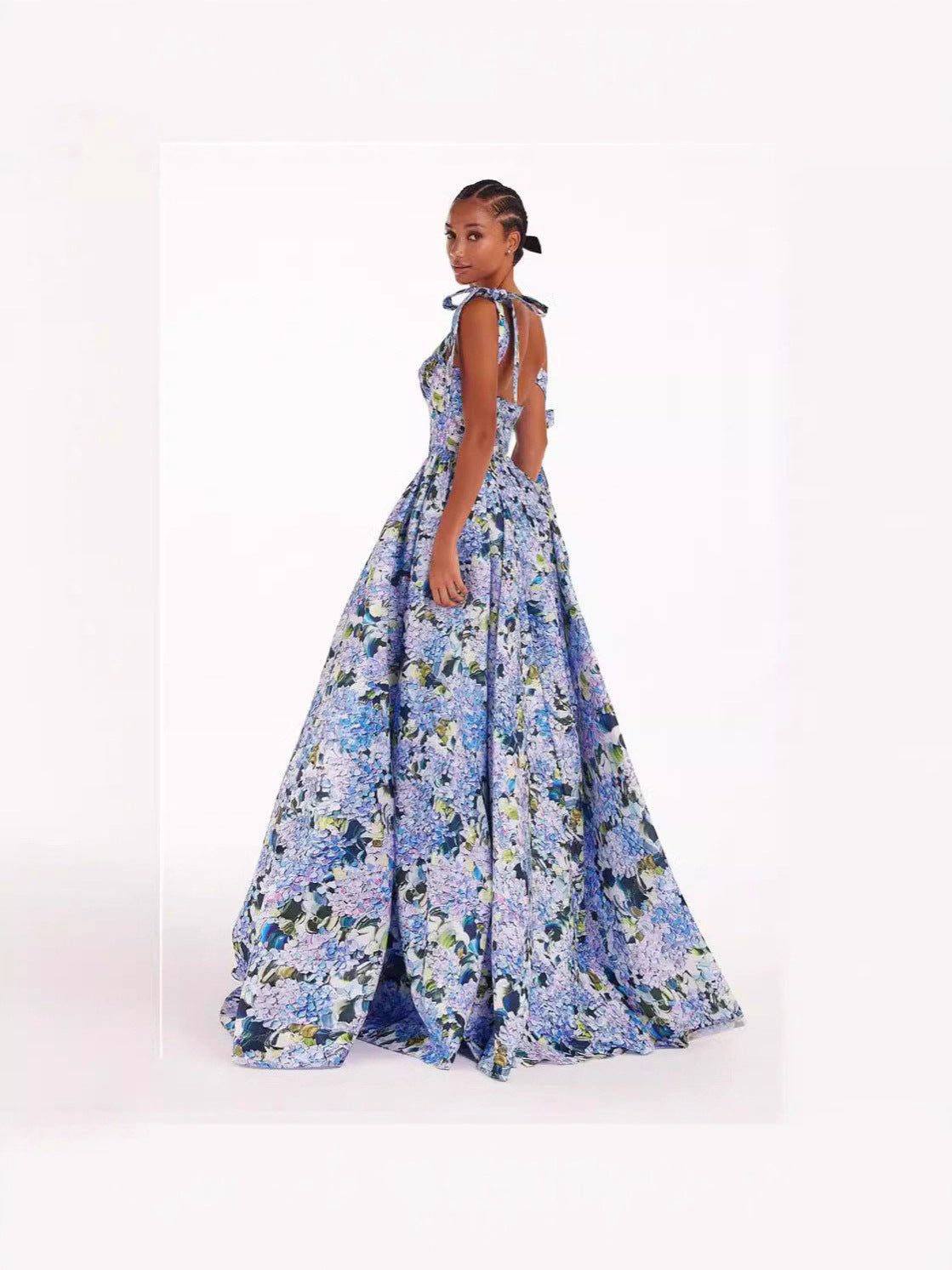 Elegant 3D Floral Maxi Dress With U-Neckline For Business Casual