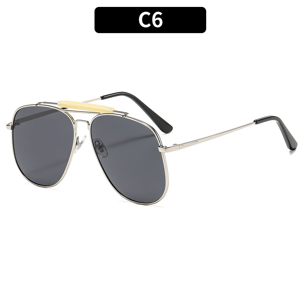Trendy Metal Frame Retro Sunglasses for Men and Women
