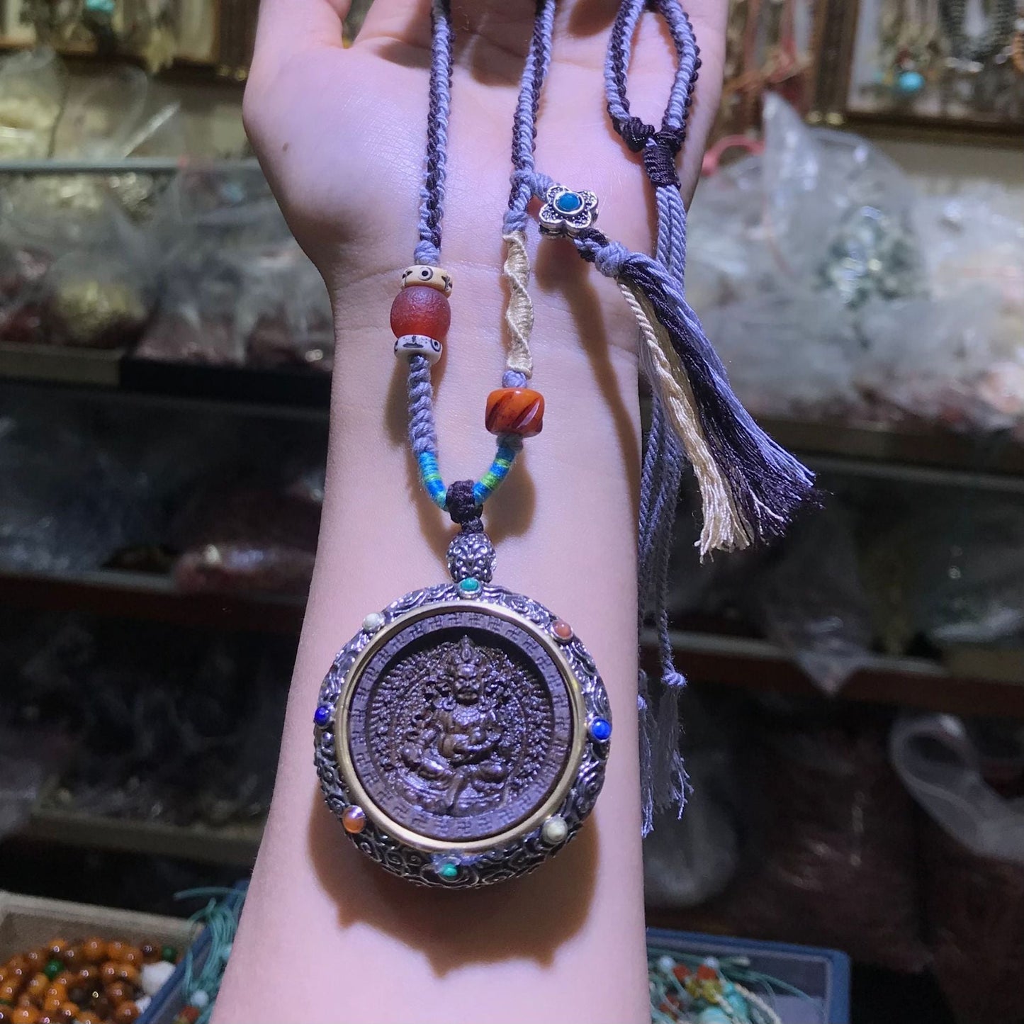 Women'S Versatile Retro Necklace National Jewelry Wood Nine Tailed Fox Zhajilam Green Tara Thangka Necklace