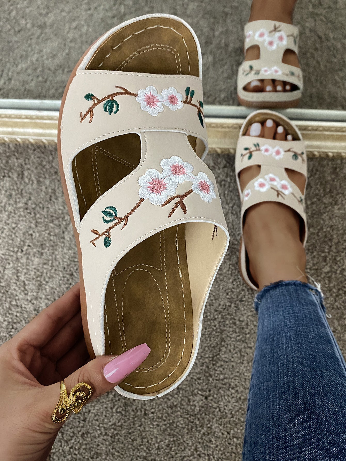 Flip Flops Women'S Summer Wedge Heel Platform Sandals Embroidered Women'S Sandals