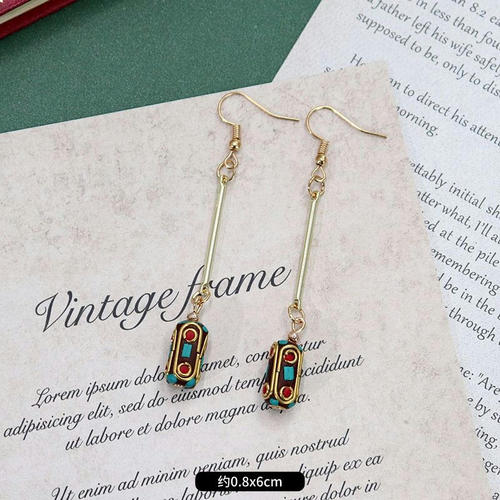 Original Niche Nepal Exotic Tibetan Ethnic Earrings Retro Temperament Simple Earrings Show Face Thin Earrings.