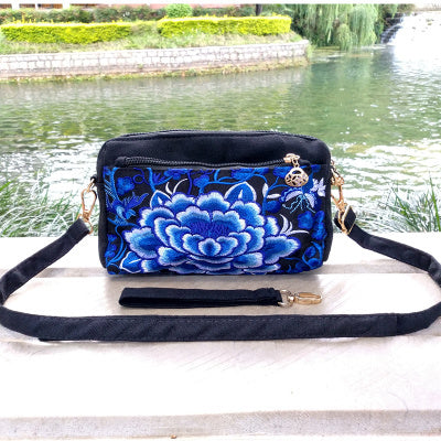 New Handheld Women'S Bag Ethnic Style Embroidery Bag Embroidery Canvas Bag Cross Shoulder Bag Handbag
