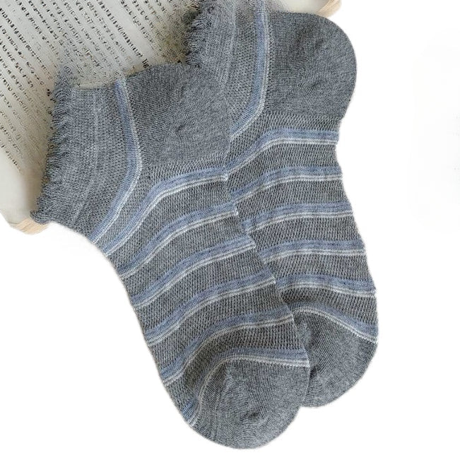 Rufia - Grey Striped Wavy Trim Ankle Socks - Basic