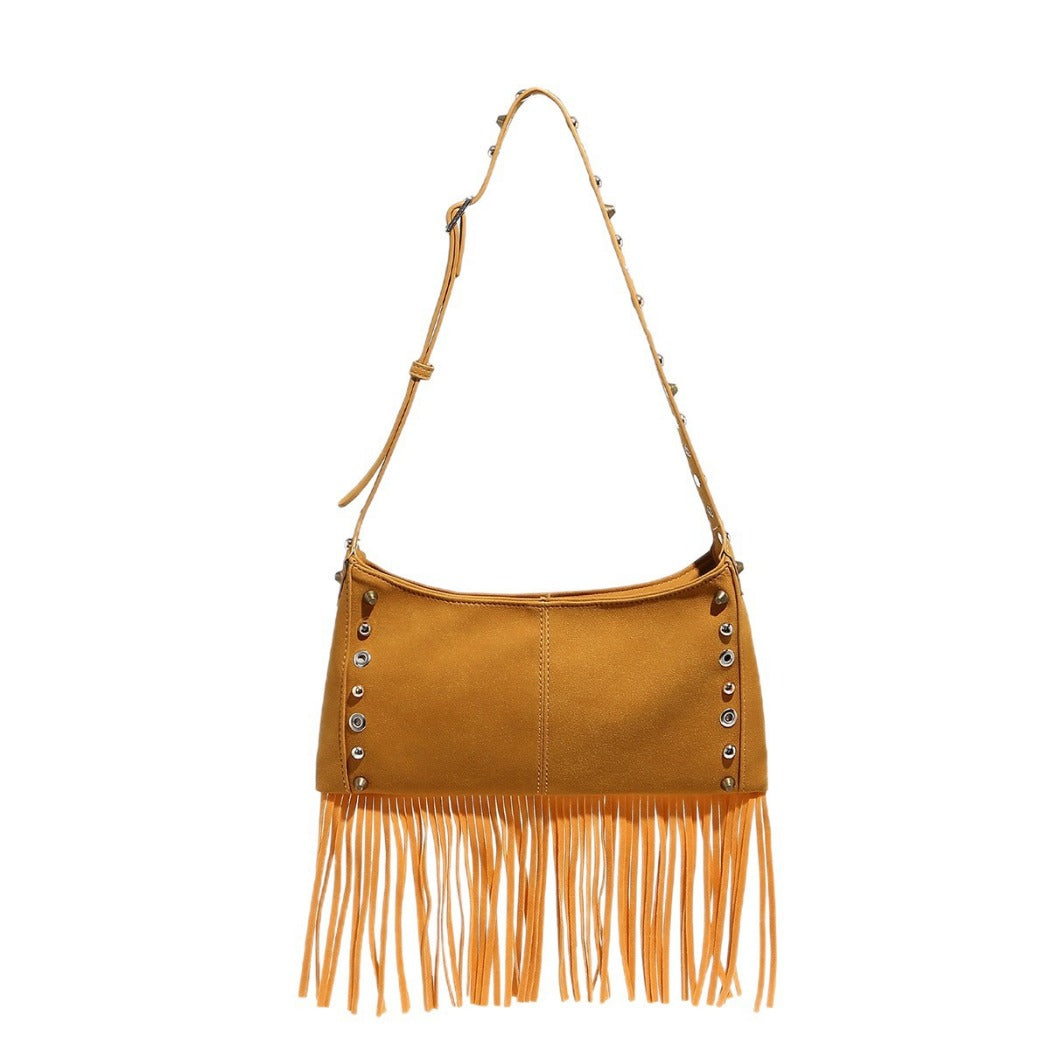 Cosbai - Boho Punk Fringe Shoulder Bag - Blod & Classic