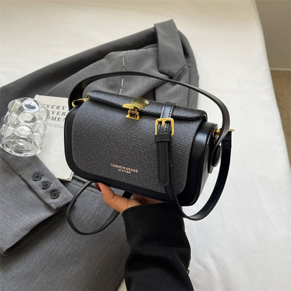 Retro Handbag With Pendant
