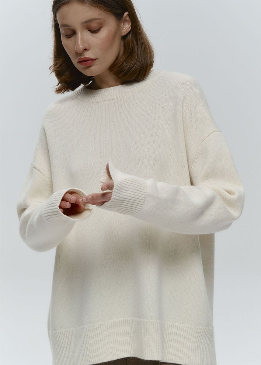 Relaxed Knit Pullover Sweater In Midweight Blend