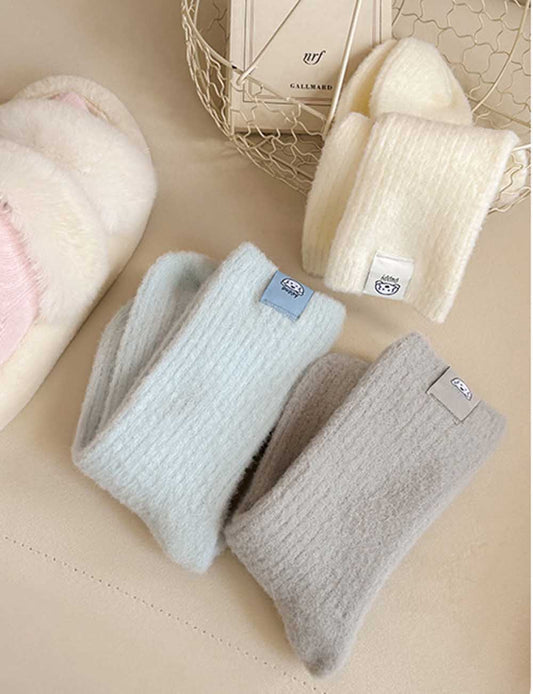 Solid Color Warm Breathable Ribbed Crew Socks