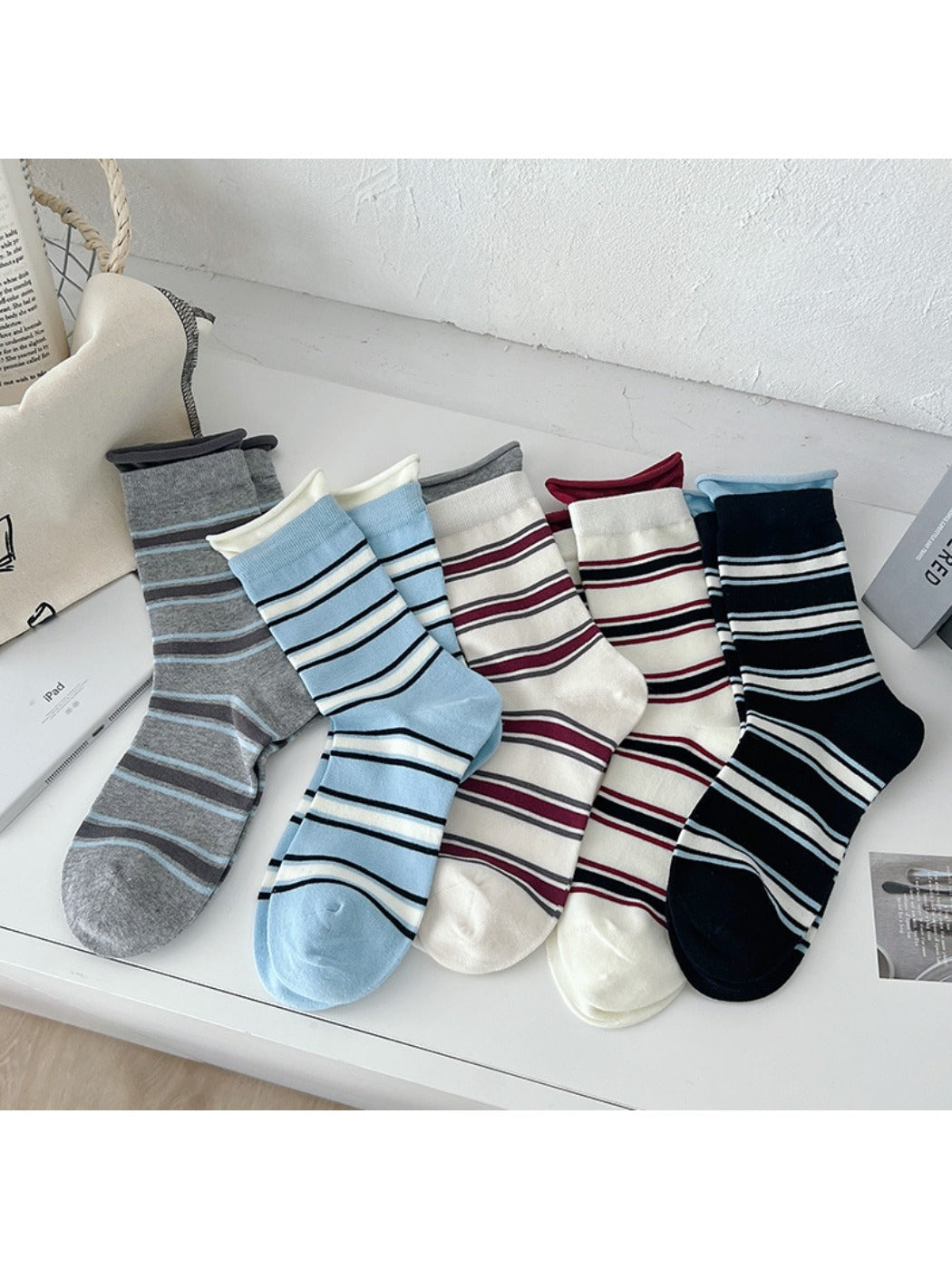 Rufia - Color-Block Crew Socks - Trendy &amp; Seamless