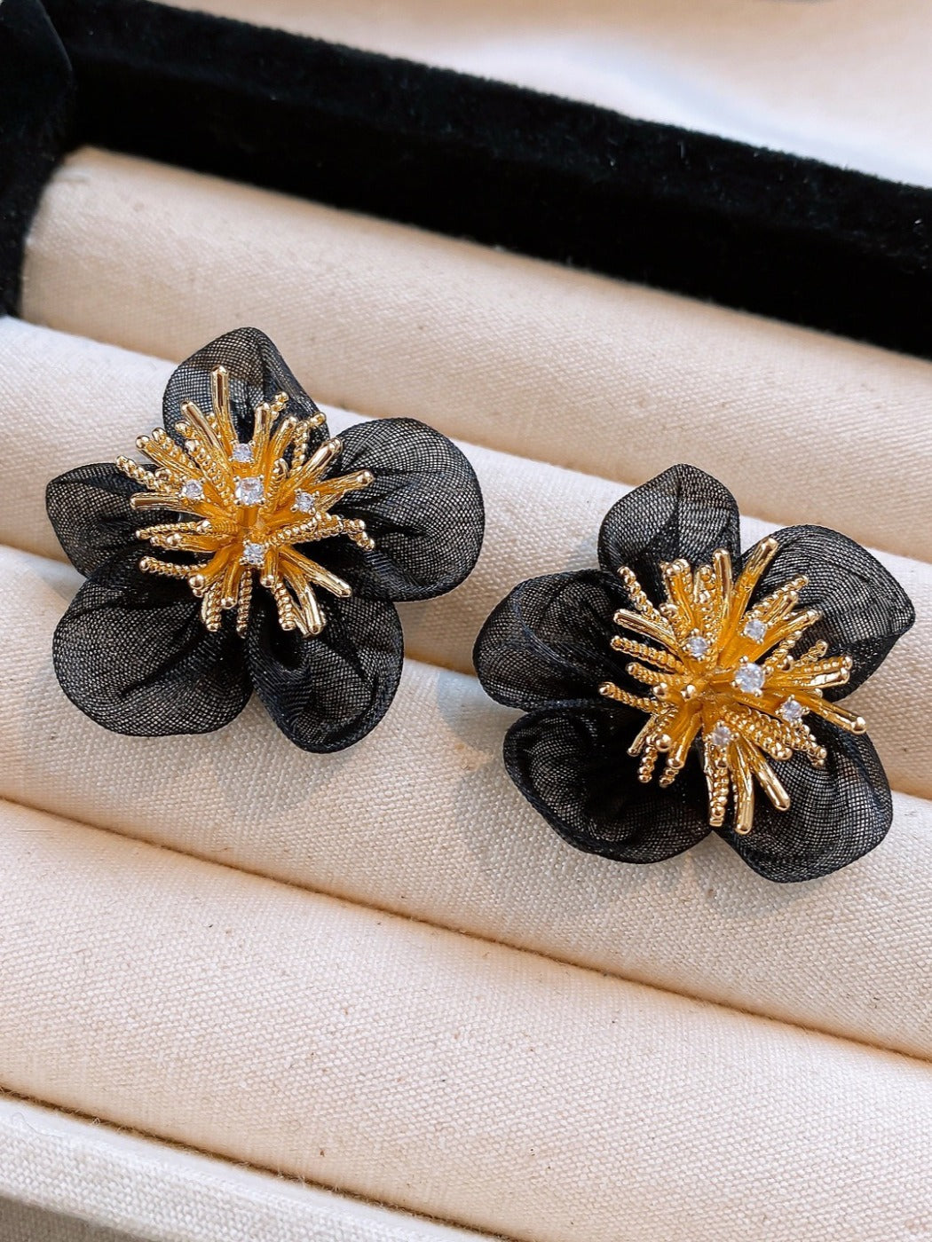 Earwish - Vintage Chiffon Flower Earrings with Fashion Design Sense