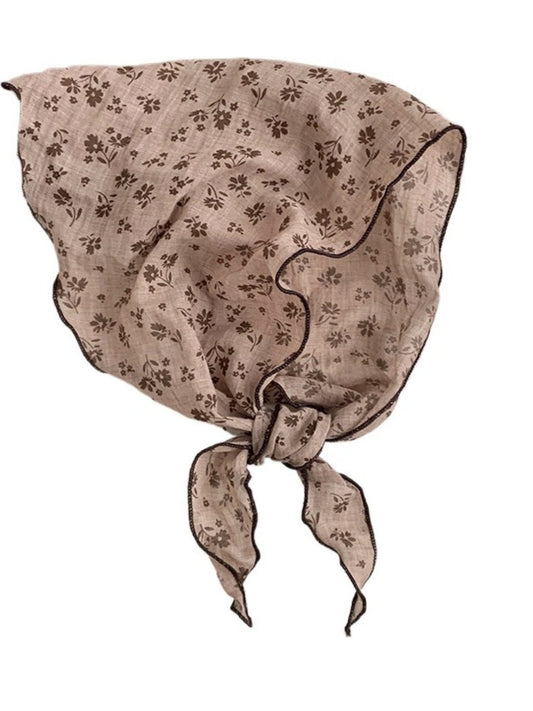 Scarvii - Triangular Headscarf with Small Floral Patterns