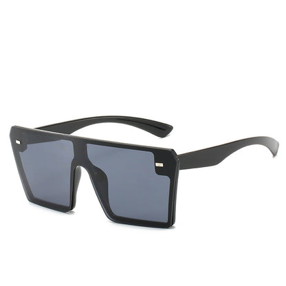 Trendy Gradient Color Sunglasses Fashionable Oversized Eyewear