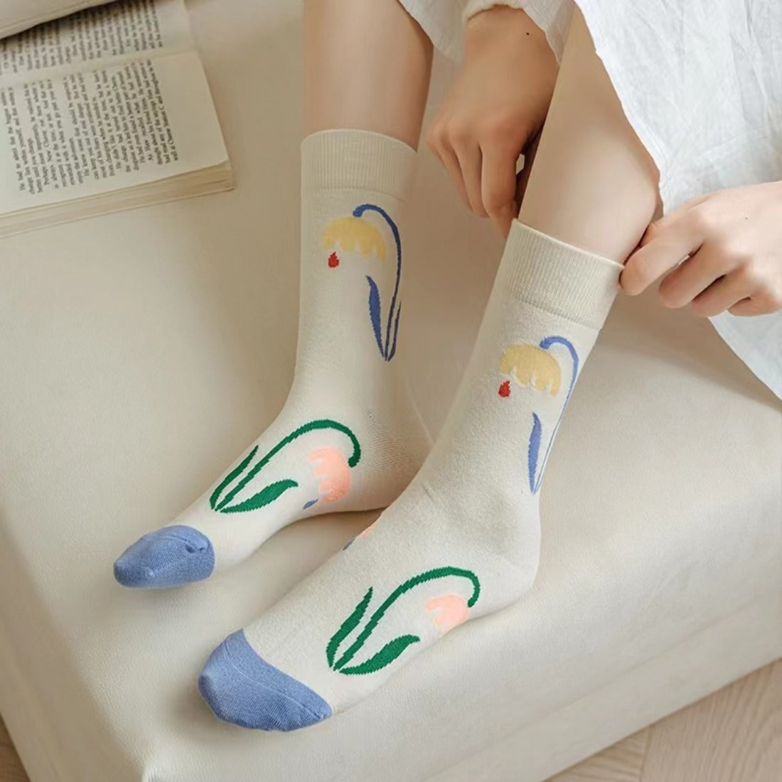 Rufia - Cute Artistic Pattern Socks