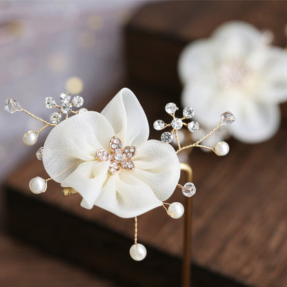 Handmade Pearl Bridal Shoes with Pearl Flower and Diamond Decoration