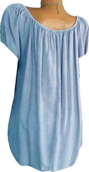 A Short-Sleeved Shirt With A Short-Sleeved Lace.