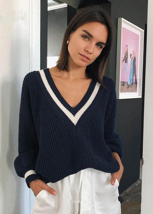 Slim Loose Knit Sweater With Contrast Stitching