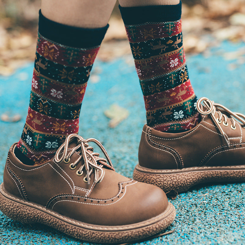 Retro Ethnic Women'S Socks And The Deer Snowflake Cotton Socks