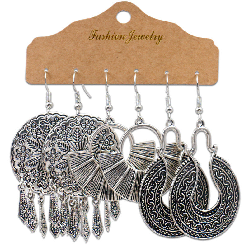 Fashionable Metal Baroque Earrings Retro U-Shaped Design
