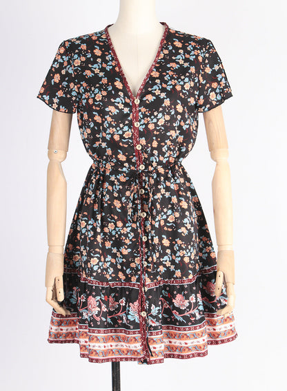 Spring And Summer New Beach Skirt V-Neck Short Sleeve Bohemian Dress