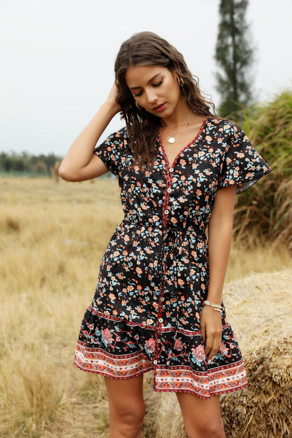 Spring And Summer New Beach Skirt V-Neck Short Sleeve Bohemian Dress