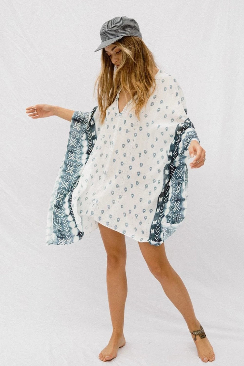 Bat Sleeve Long Sleeve Stitching Loose V-Neck Summer Jacket Printed Women'S Sunscreen Blouse