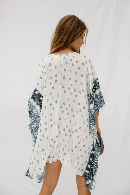 Bat Sleeve Long Sleeve Stitching Loose V-Neck Summer Jacket Printed Women'S Sunscreen Blouse