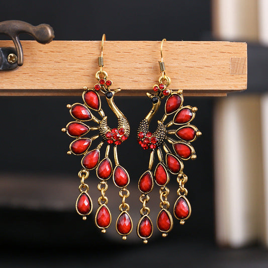 Vintage Peacock Ethnic Style Openwork Earrings Personalized European And American Earrings Dark Green Diamond-Set Alloy Earrings