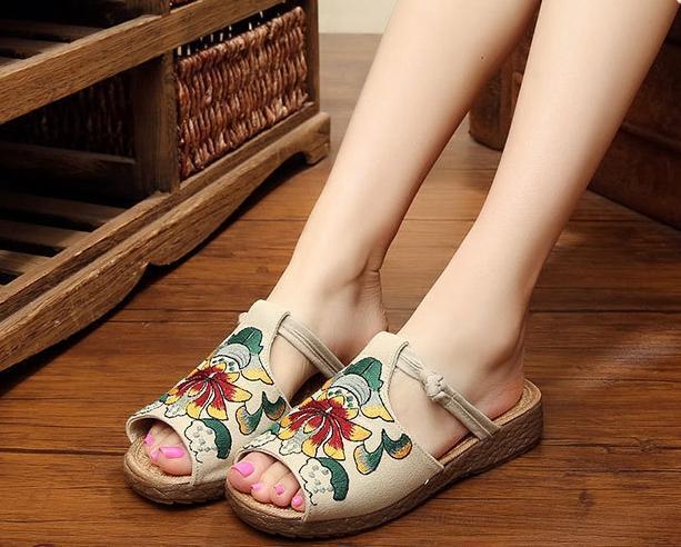 Ethnic Style Wedge With Non-Slip Fish Mouth Type Embroidered Sandals And Slippers