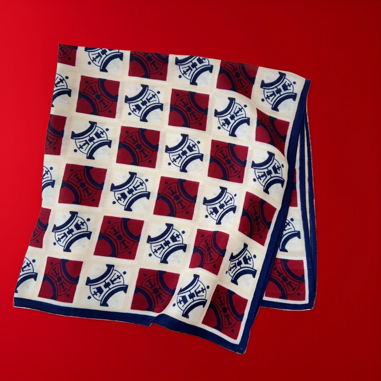 Scarvii - Letter-Print Checkered Polyester Scarf (65×65cm)