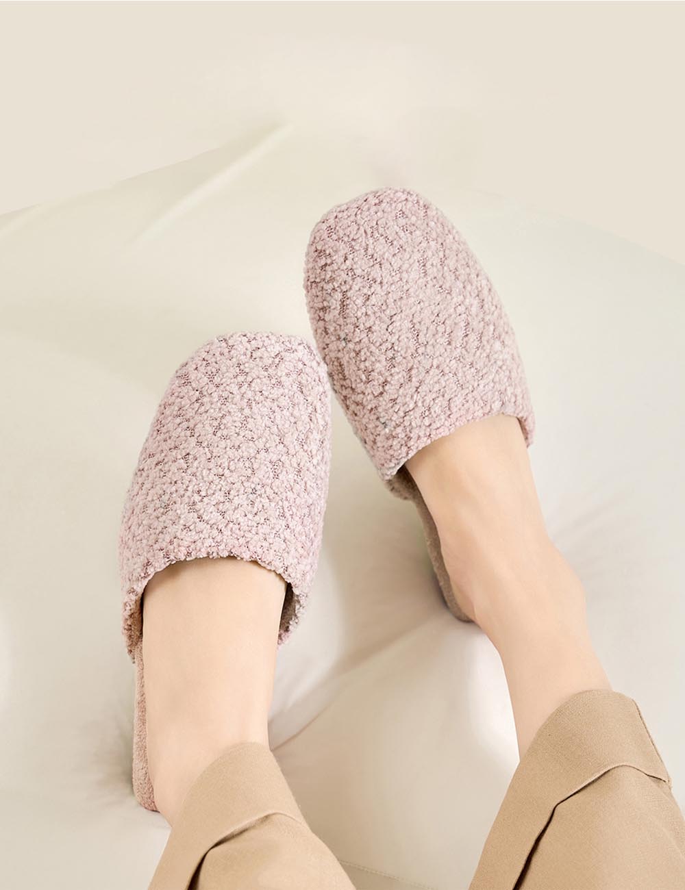 Elegant Soft Solid Color Warm Indoor Slippers