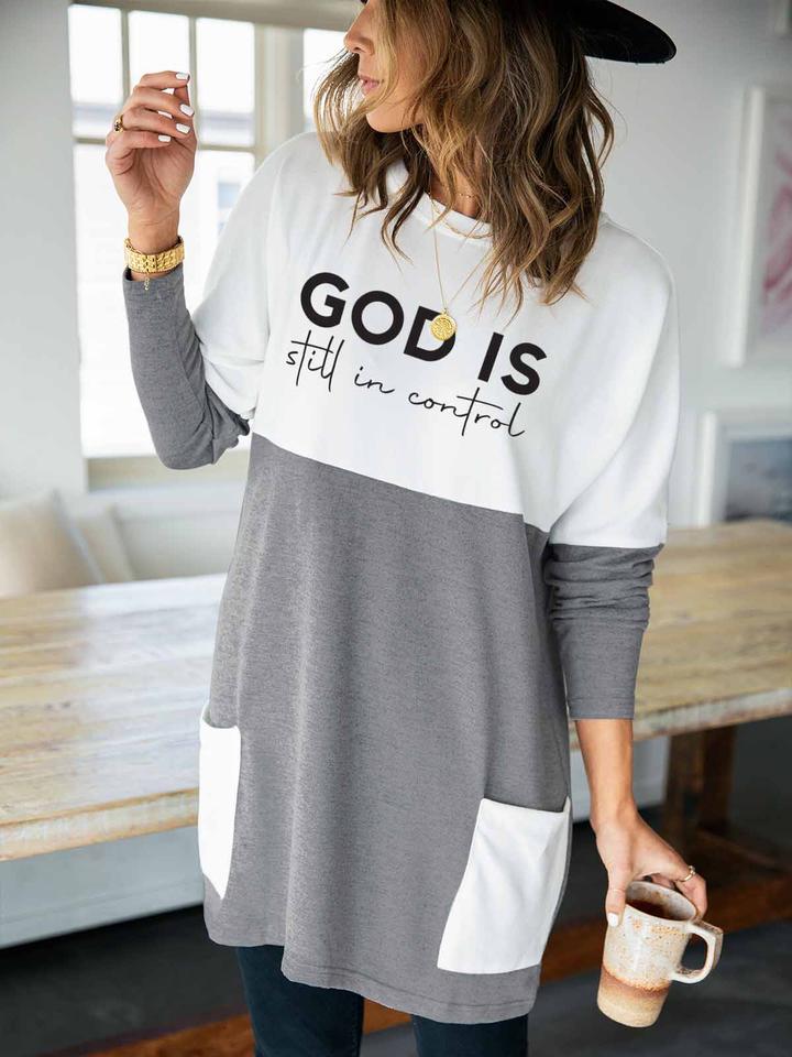 Women'S God Is Still In Control Print Contrast Top
