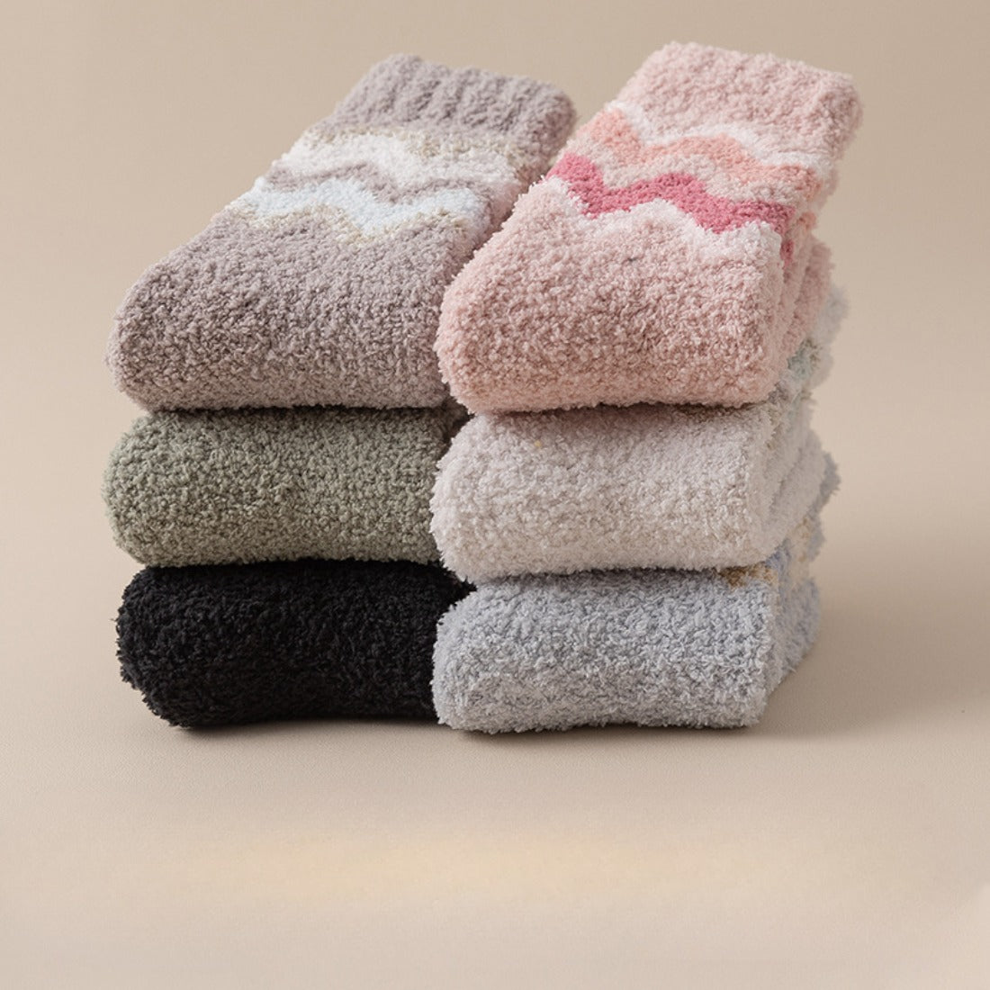 Rufia - Wavy Pattern Coral Fleece Socks