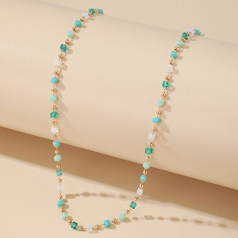 Trendy Minimalist Beaded Necklace With Resin Pendant