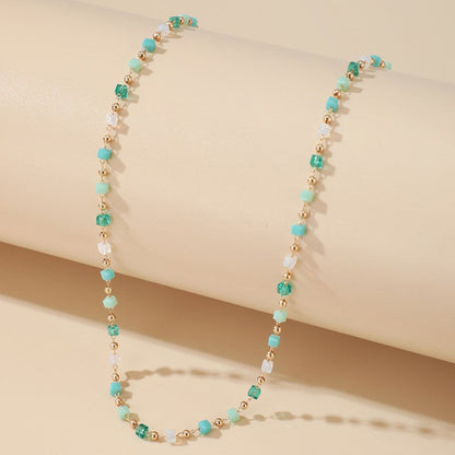 Trendy Minimalist Beaded Necklace With Resin Pendant