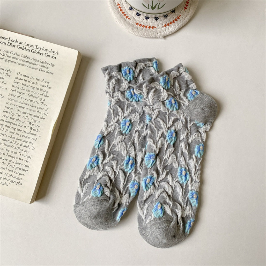Rufia - Embossed 3D Floral Ankle Socks
