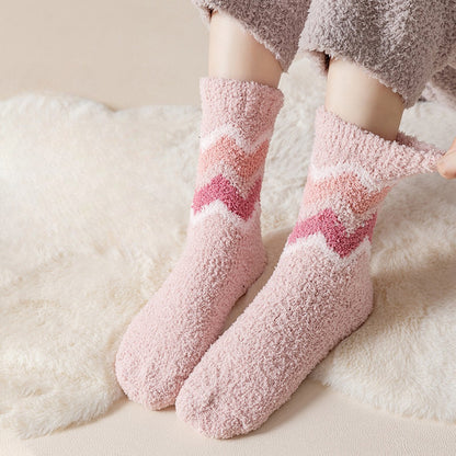 Rufia - Wavy Pattern Coral Fleece Socks