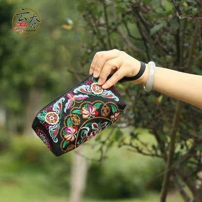 Yunnan Ethnic Style Embroidery Three Zipper Multi Function Women'S Change Mobile Phone Bag To Store Make-Up Hand Bag