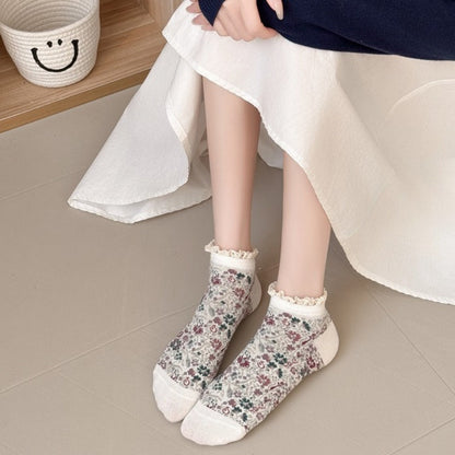 Rufia - Floral Lace Trim Ankle Socks