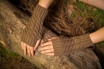 Half Refers To The Warm Knit Typing Women S Thick Wool Half Palm Gloves - 1