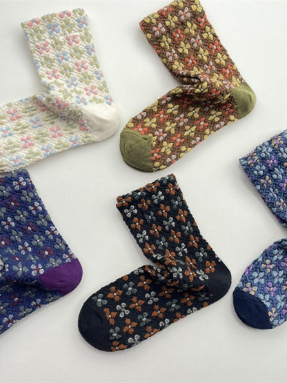 Rufia - Floral Embossed Retro Style Socks
