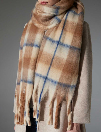Trendy Winter Tassel Plaid Shawl Soft Scarf