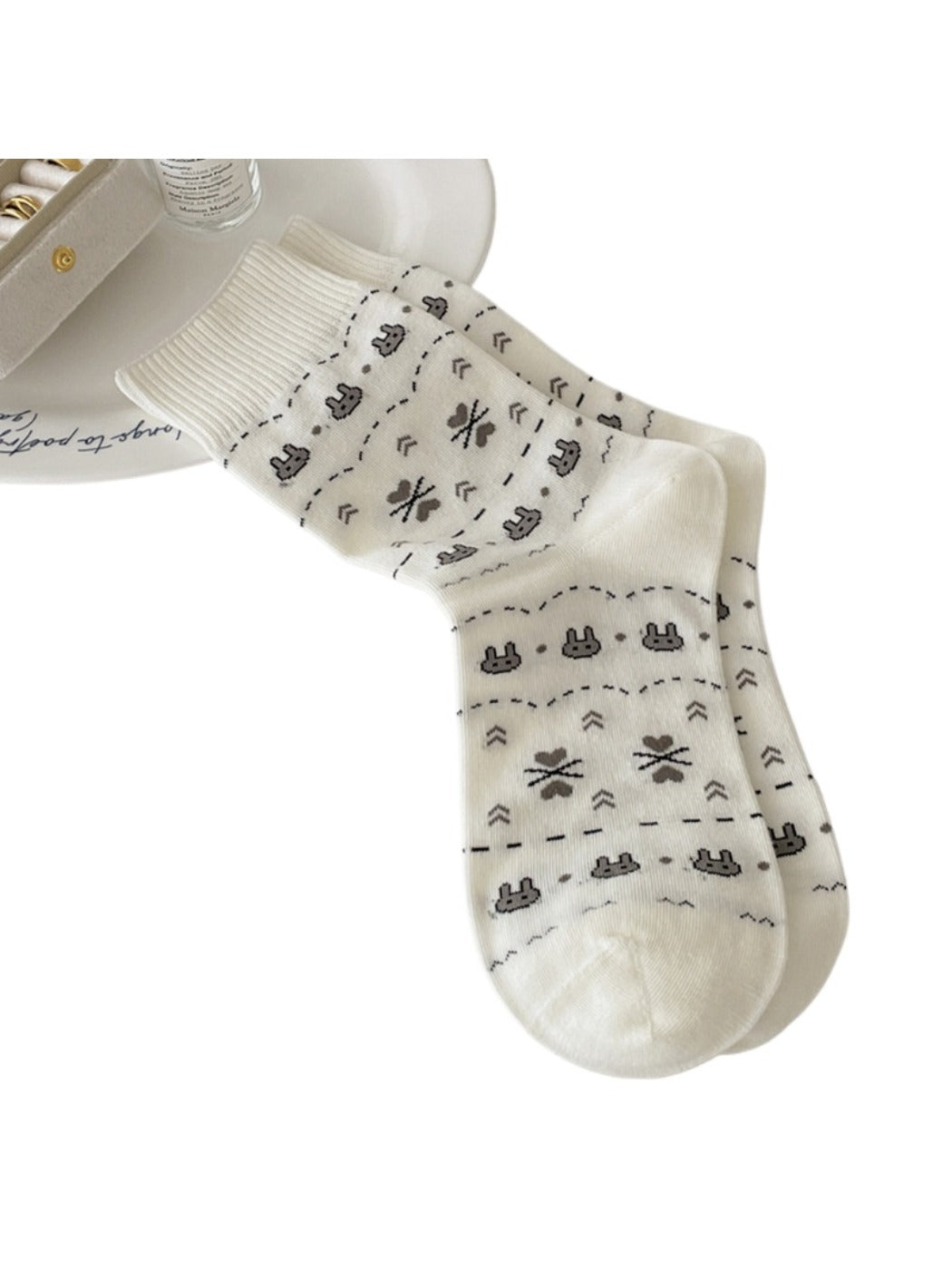 Rufia - Retro Mid-calf Socks with Hearts and Animal Prints