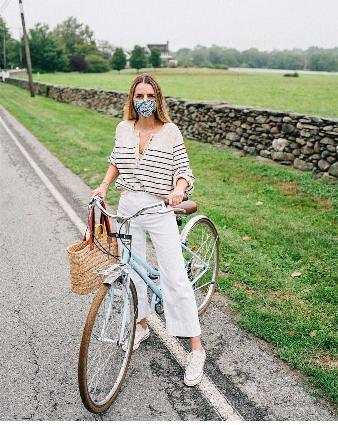 Black And White Striped T-Shirt Button Round Neck Bubble Sleeve Top Women'S Loose Long Sleeve Sweater