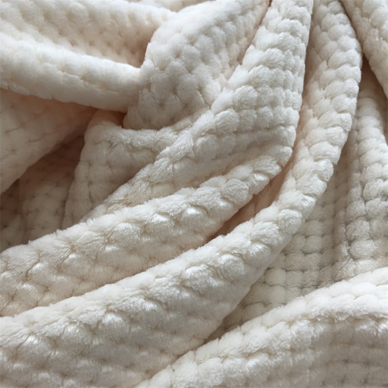 Soft Thickened Pineapple Grid Coral Fleece Blanket