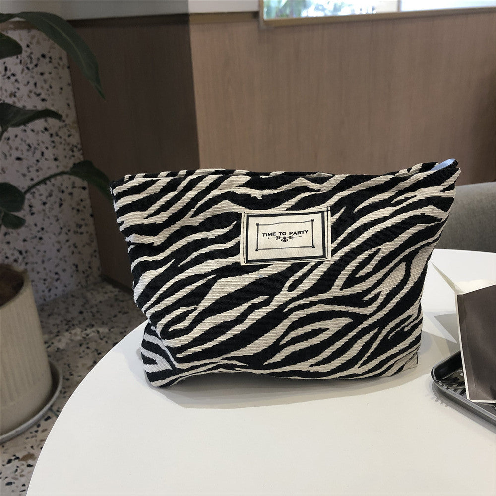 Leopard Print Large Capacity Makeup Bag