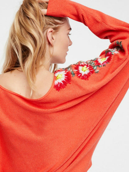 Bohemian National Style Crew Neck Flower Embroidery Thread Loose Sweater Coat