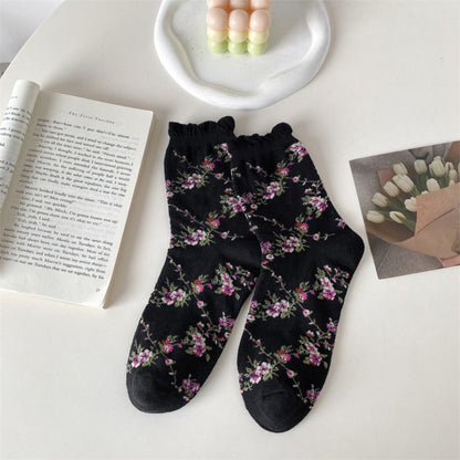 Rufia - Vintage Floral Lace Pattern Socks